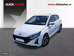 Blanco Usado 2025 Hyundai i20 | 21.400 € (Precio justo)