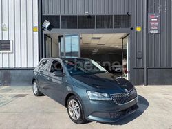 Gris / plata Usado 2020 Skoda Fabia Ambition Berlina | 10.999 € (Precio justo)
