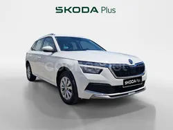 Blanco Usado 2021 Skoda Kamiq Ambition SUV | 16.890 € (Precio justo)