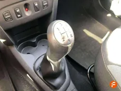 Blanco Usado 2019 Dacia Sandero Comfort Utilitario | 9490 € (Precio justo)
