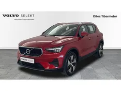 Rojo Nuevo 2025 Volvo XC40 Core SUV | 36.900 € (Buen precio)