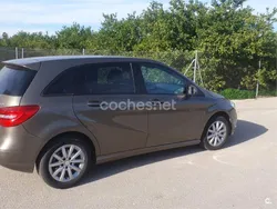 Gris / plata Usado 2014 Mercedes B180 Monovolumen | 12.000 € (Precio justo)