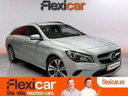 Gris Usado 2017 Mercedes CLA200 Shooting Brake Familiar | 18.490 € (Super precio)
