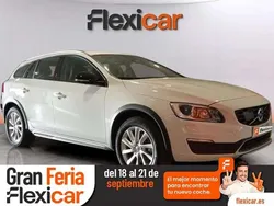 Blanco Usado 2017 Volvo V60 Momentum Familiar | 18.290 € (Precio justo)