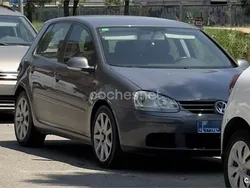 Gris / plata Usado 2004 VW Golf IV Sportline Berlina | 3995 € (Precio justo)