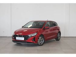 Rojo Usado 2024 Hyundai i20 Berlina | 18.490 € (Precio justo)