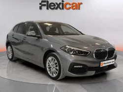 Gris Usado 2024 BMW 118 Utilitario | 24.290 € (Precio justo)