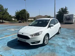 Blanco Usado 2015 Ford Focus Trend Berlina | 8000 € (Precio justo)
