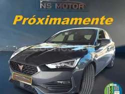 Gris / plata Usado 2024 Cupra Leon Berlina | 26.900 € (Precio justo)