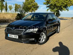 Negro Usado 2018 Skoda Superb Active Berlina | 13.900 € (Precio justo)