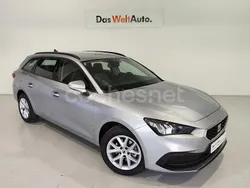 Gris / plata Usado 2024 Seat Leon Style Familiar | 21.500 € (Precio justo)
