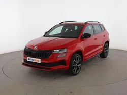 Rojo Usado 2024 Skoda Karoq SportLine SUV | 31.099 € (Caro)