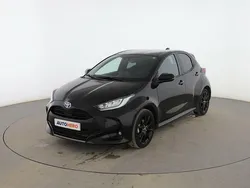 Negro Usado 2024 Toyota Yaris Hybrid Style Berlina | 23.099 € (Precio justo)