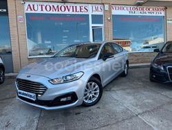 Gris / plata Usado 2021 Ford Mondeo Trend Berlina | 18.500 € (Un poco caro)