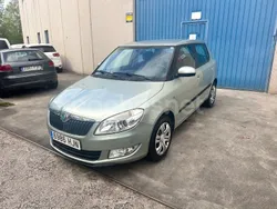 Verde Usado 2012 Skoda Fabia Ambition Berlina | 3800 € (Buen precio)