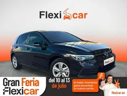 Negro Usado 2020 VW Golf VIII Life Berlina | 17.990 € (Super precio)