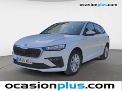 Blanco Usado 2024 Skoda Scala Selection Utilitario | 17.264 € (Super precio)