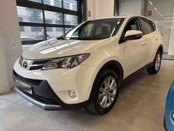 Blanco Usado 2013 Toyota RAV4 Advance SUV | 16.500 € (Precio justo)