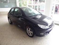 Negro Usado 2002 Peugeot 206 Utilitario | 1690 € (Buen precio)