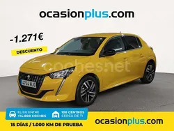 Amarillo Usado 2023 Peugeot 208 Allure Utilitario | 13.990 € (Precio justo)