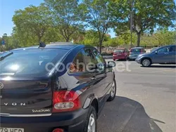 Negro Usado 2011 Ssangyong Actyon SUV | 3900 € (Precio justo)