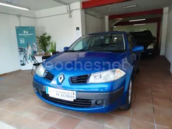 Azul Usado 2006 Renault Mégane II Dynamique Berlina | 3490 € (Un poco caro)