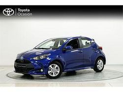 Azul Usado 2024 Toyota Yaris Edition | 19.150 €