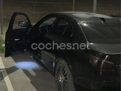 Negro Usado 2005 BMW 523 Comfort Edition Berlina | 11.000 €