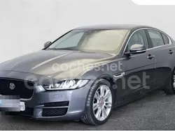 Gris / plata Usado 2015 Jaguar XE Portfolio Berlina | 16.500 € (Precio justo)