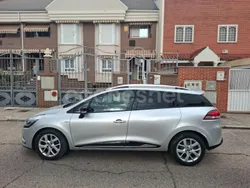 Gris / plata Usado 2018 Renault Clio GrandTour LIMITED Familiar | 6650 € (Precio justo)