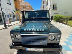 Verde Usado 2015 Land Rover Defender SE Familiar | 39.700 €