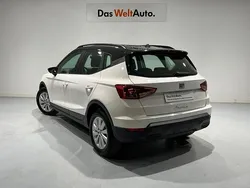 Blanco Usado 2024 Seat Arona Style SUV | 20.500 € (Un poco caro)