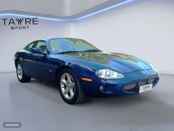 Azul Usado 2001 Jaguar XK Coupe | 13.800 €