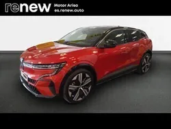 Rojo Usado 2022 Renault Mégane Equilibre Berlina | 39.120 €