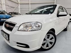 Blanco Usado 2011 Chevrolet Aveo LS Berlina | 4990 € (Buen precio)