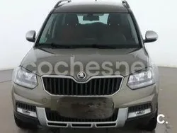 Marrón Usado 2015 Skoda Yeti Ambition SUV | 8900 € (Precio justo)