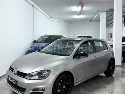 Gris / plata Usado 2013 VW Golf VII Sportline Berlina | 10.000 € (Precio justo)