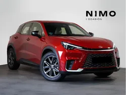 Rojo hollywood Usado 2025 Lexus LBX SUV | 33.500 € (Super precio)