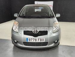 Gris / plata Usado 2007 Toyota Yaris Sol Berlina | 4950 € (Buen precio)