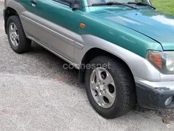 Verde Usado 2001 Mitsubishi Montero SUV | 7000 €