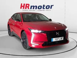 Rojo Usado 2022 DS Automobiles DS4 Performance Berlina | 23.990 € (Precio justo)