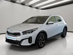 Blanco Usado 2023 Kia XCeed SUV | 17.999 € (Precio justo)
