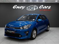 Azul Usado 2022 Kia Stonic SUV | 15.995 € (Precio justo)