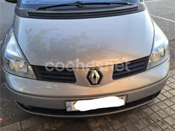 Beige Usado 2005 Renault Grand Espace Dynamique Monovolumen | 5000 €