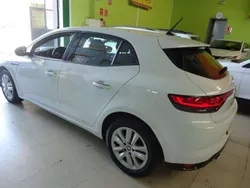 Blanco Usado 2022 Renault Mégane IV Business Utilitario | 16.700 € (Buen precio)