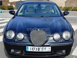 Negro Usado 2003 Jaguar S-Type R Berlina | 14.900 €