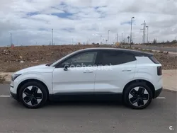 Eléctrico Usado 2024 Volvo EX30 Plus SUV | 27.900 € (Precio justo)