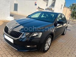 Negro Usado 2018 Skoda Octavia Ambition Berlina | 12.490 € (Precio justo)