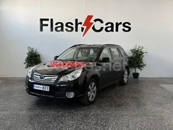 Negro Usado 2012 Subaru Outback SUV | 14.990 €