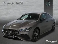 Gris Usado 2024 Mercedes CLA250e AMG line Berlina | 42.900 € (Precio justo)